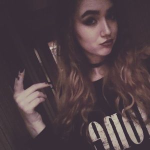 Meet your Posher, Abby